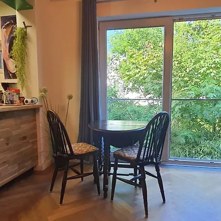 Daire Small Bergisch Gladbach