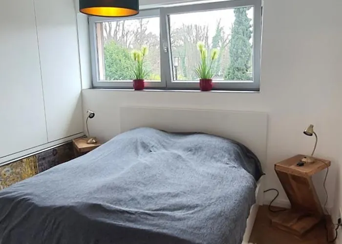 Small Lejlighed Bergisch Gladbach