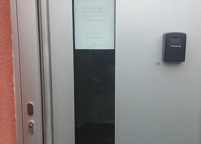 Small Lejlighed Bergisch Gladbach